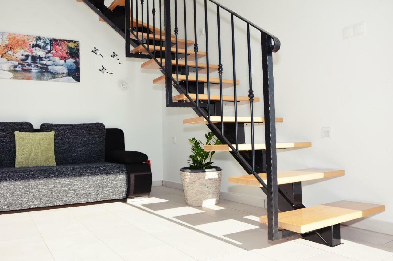 Tri Srice Apartment Senj  Bagian luar foto